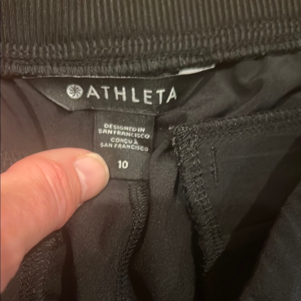 Athleta Black Capri - image 2